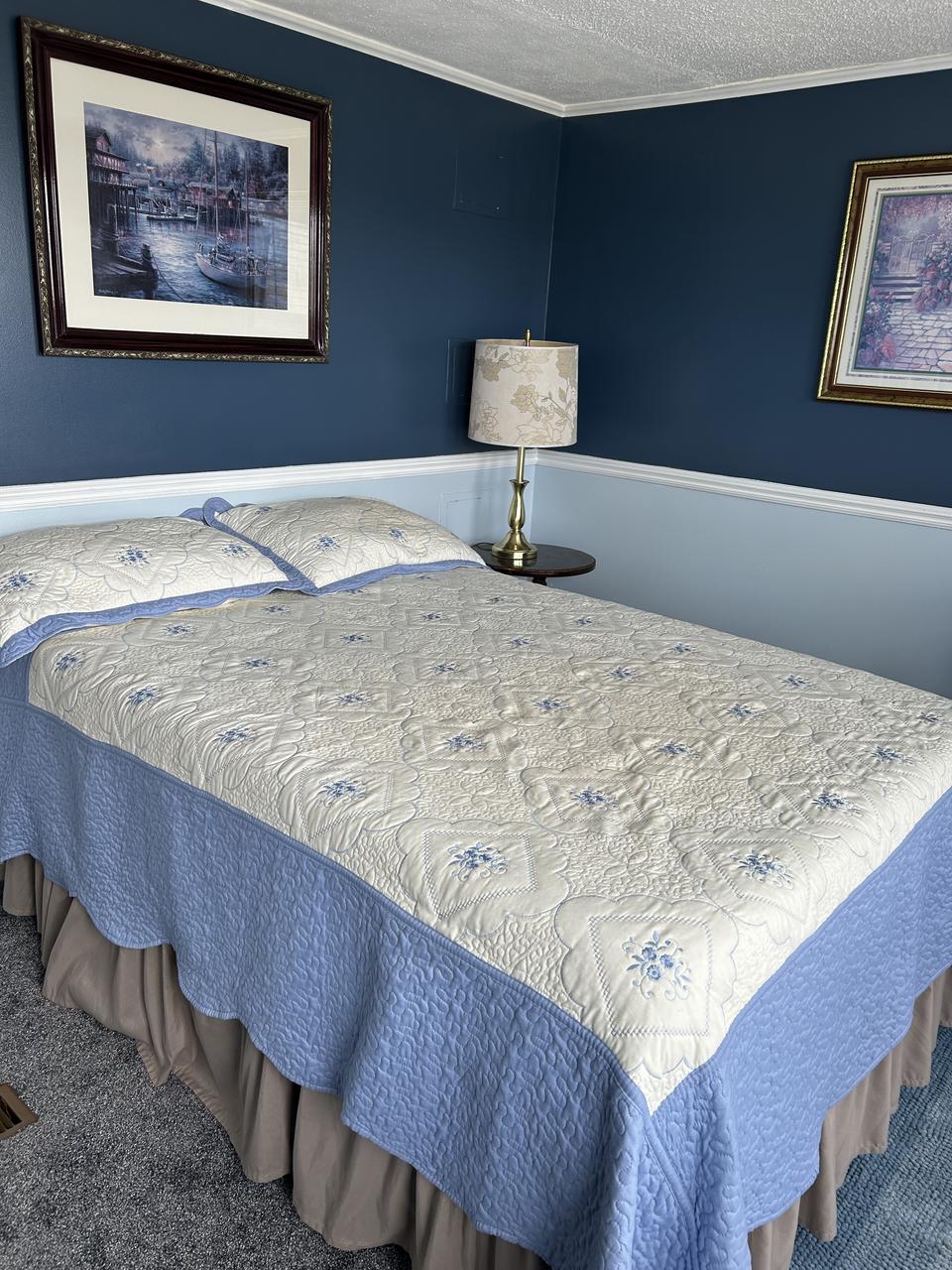 Profile photo 1 of 11