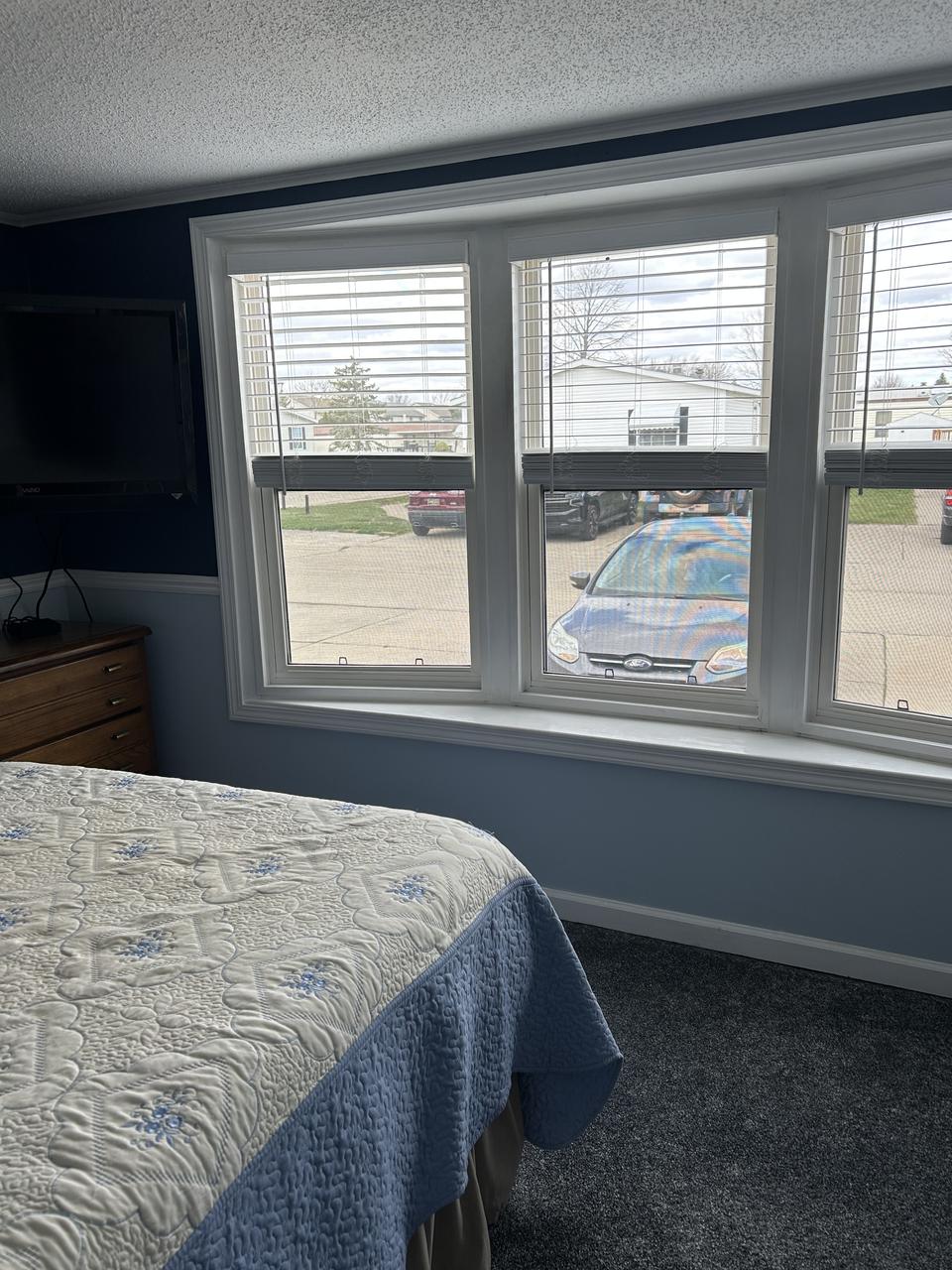 Profile photo 2 of 11