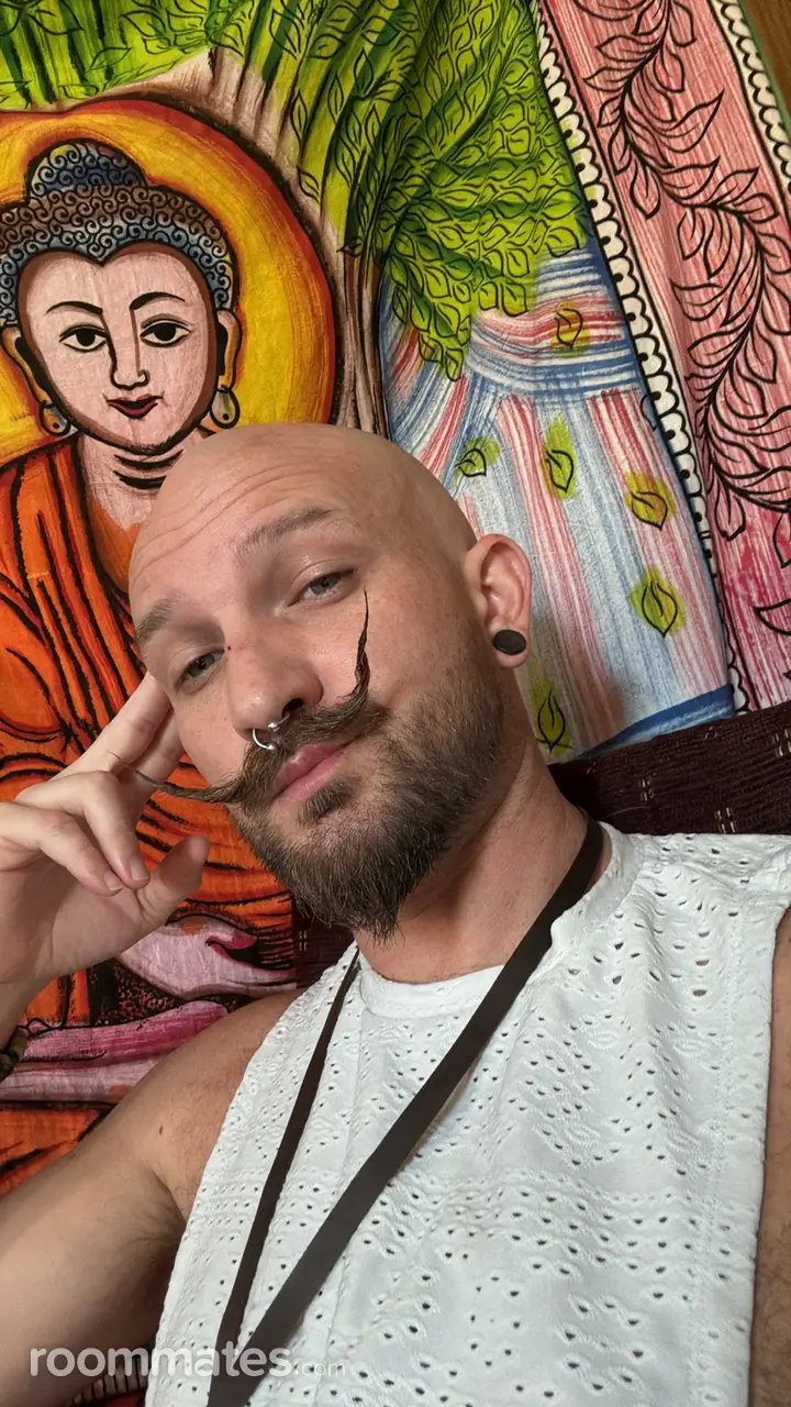 Profile photo 1 of 1