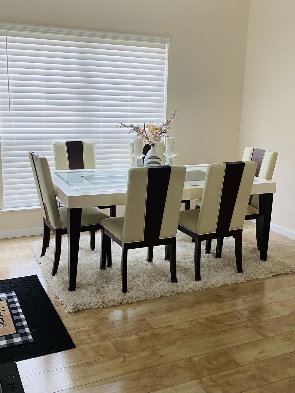 Profile photo 3 of 12