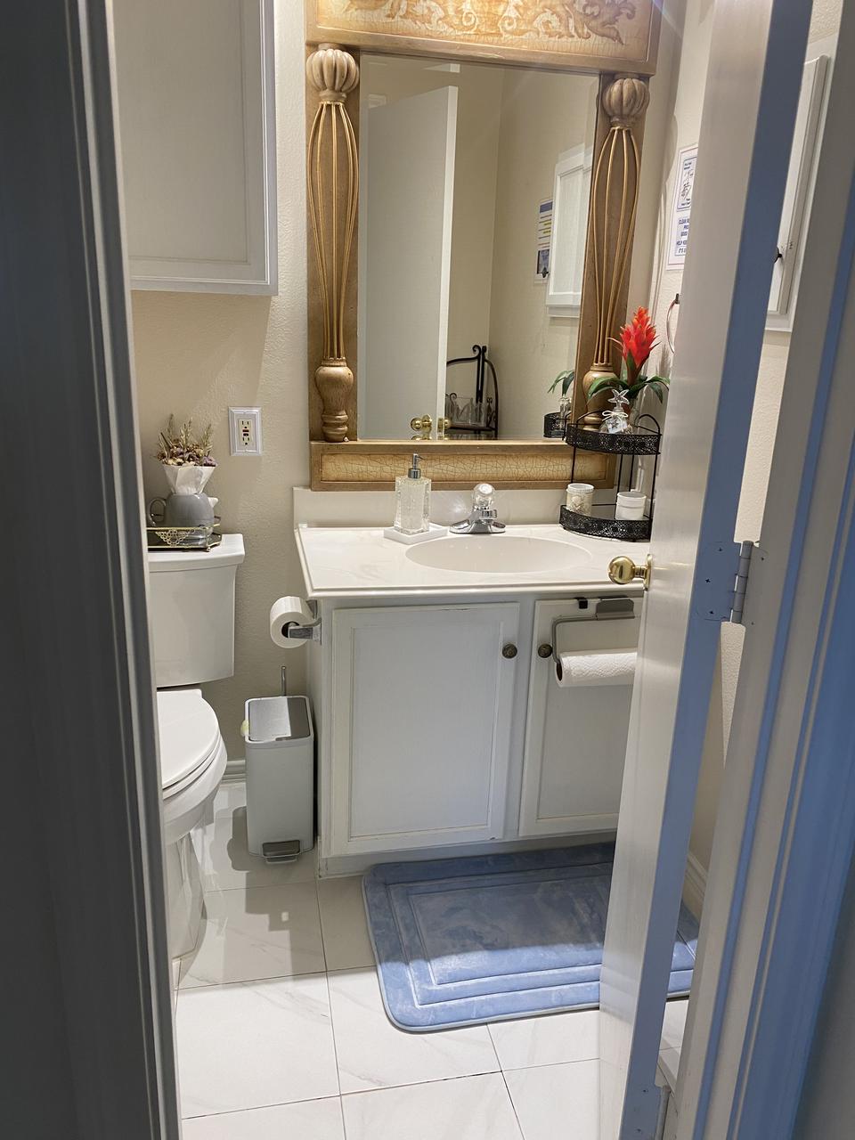 Profile photo 8 of 12