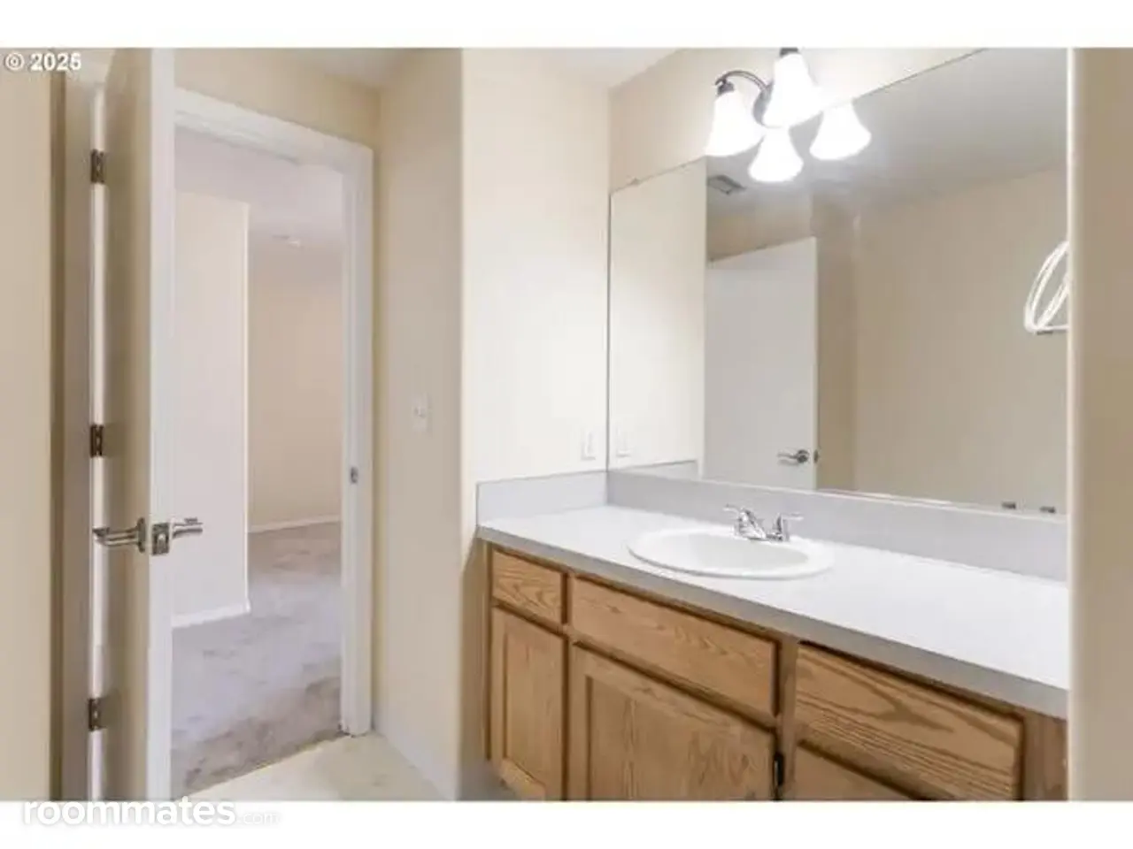 Profile photo 5 of 10