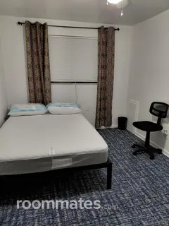 Room for rent in Columbus, OH $550, townhouse