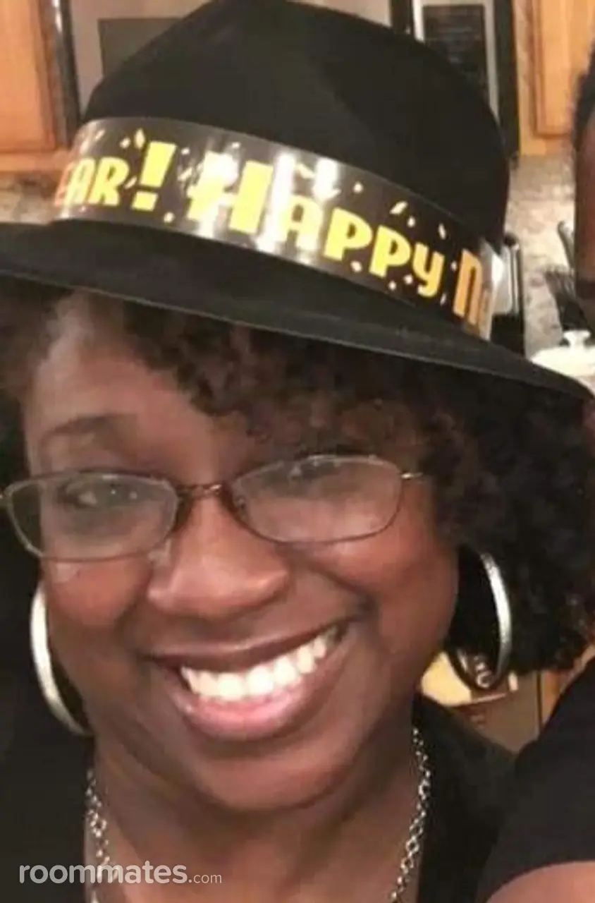 Profile photo 1 of 1