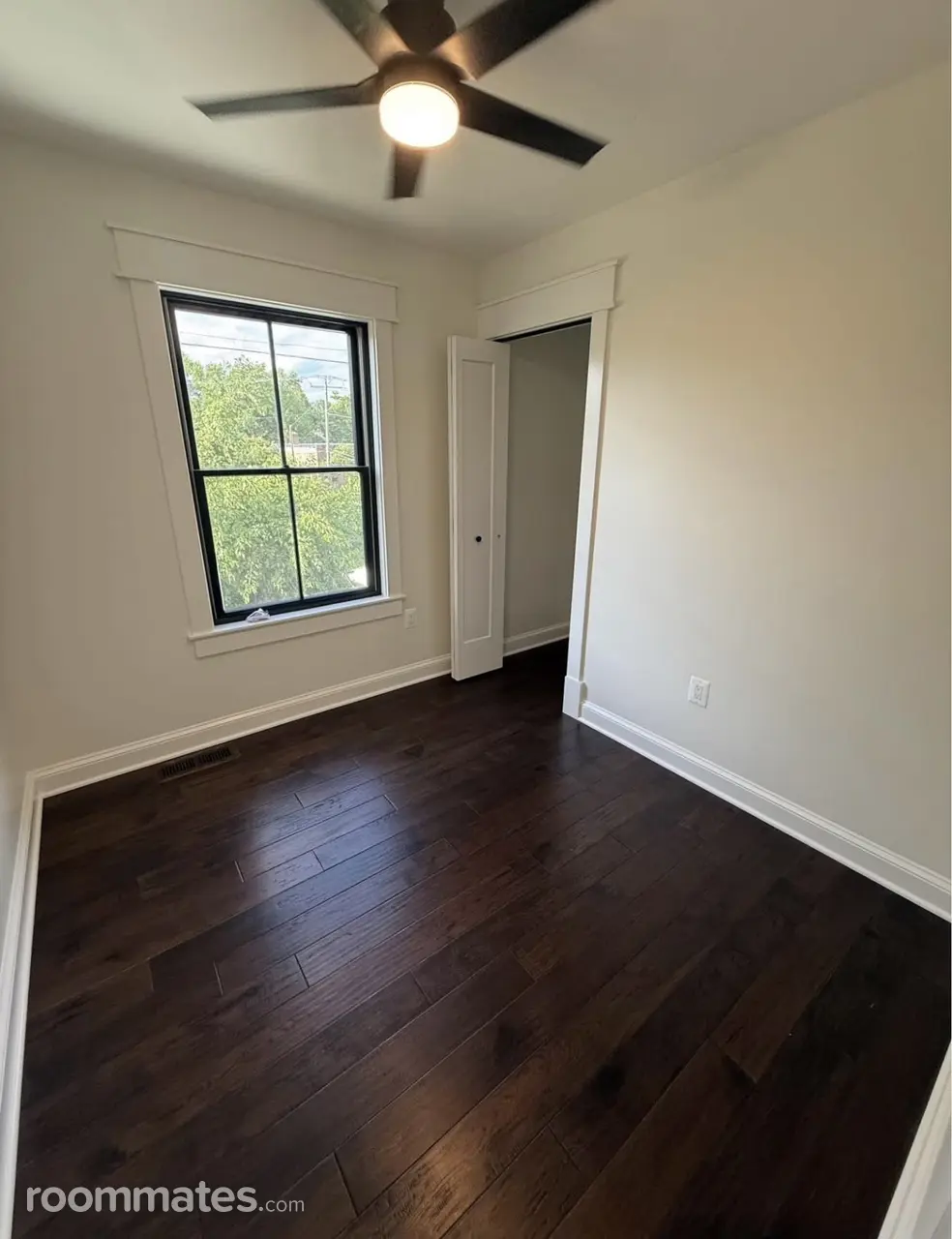 Profile photo 5 of 9