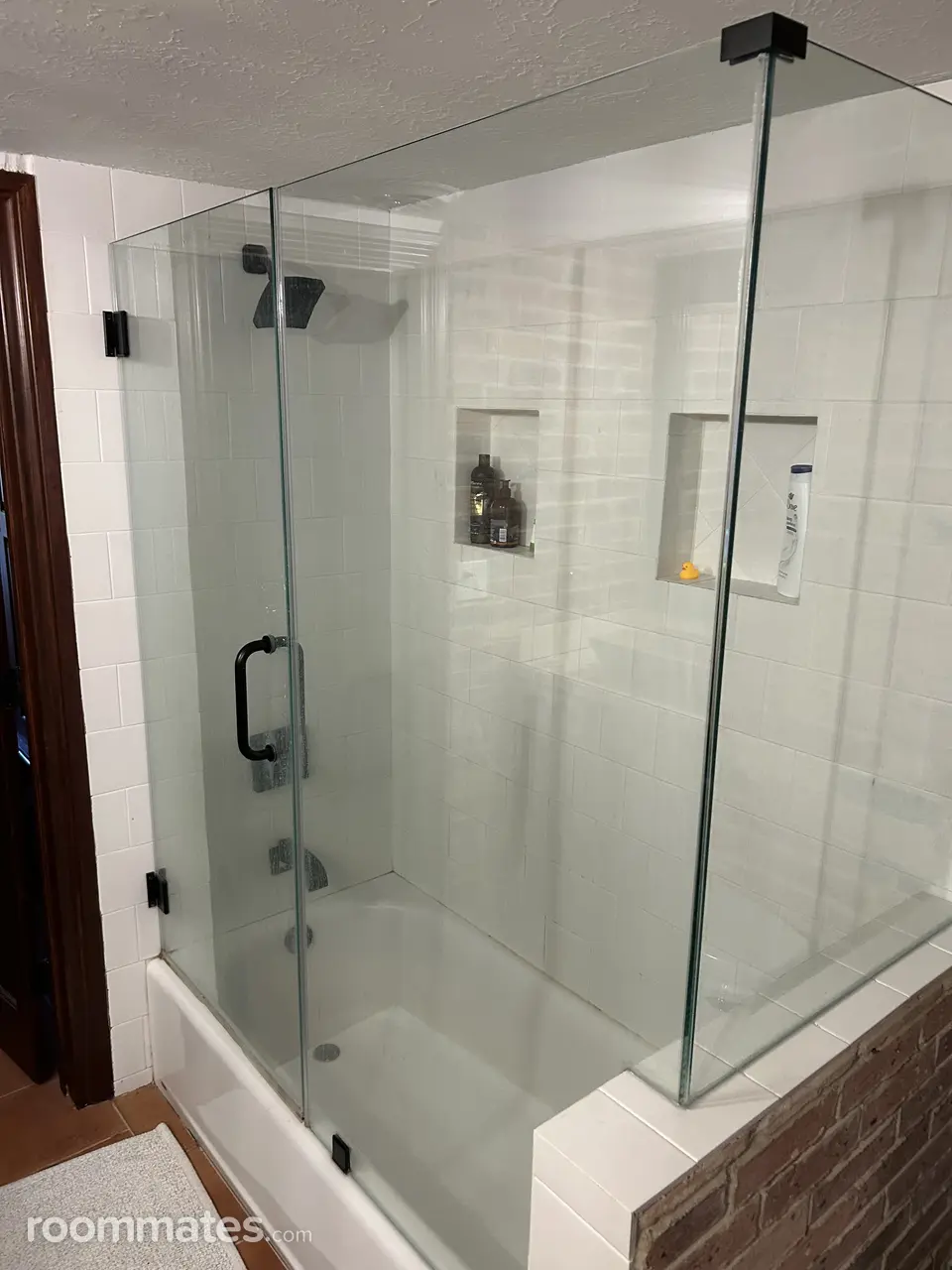 Profile photo 7 of 10