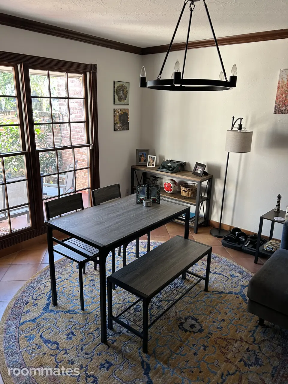 Profile photo 3 of 10