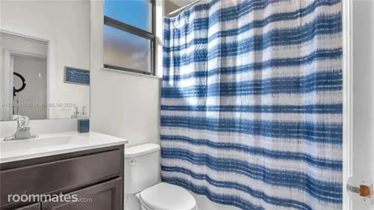 Profile photo 1 of 11