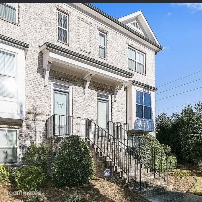 Room for rent in Duluth, GA $950, townhouse
