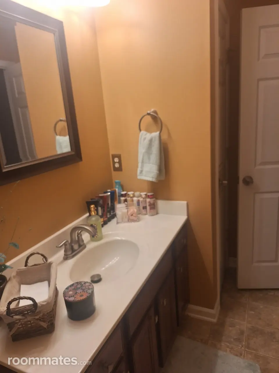 Profile photo 8 of 10