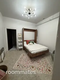 Room for rent in Newport KY $1350, apartment