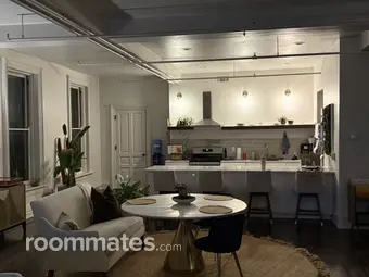 Room for rent in Newport KY $1350, apartment