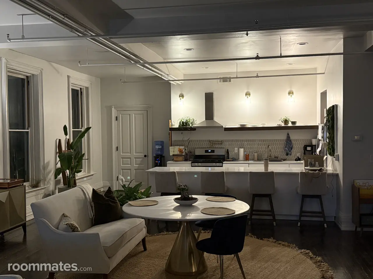 Profile photo 4 of 13