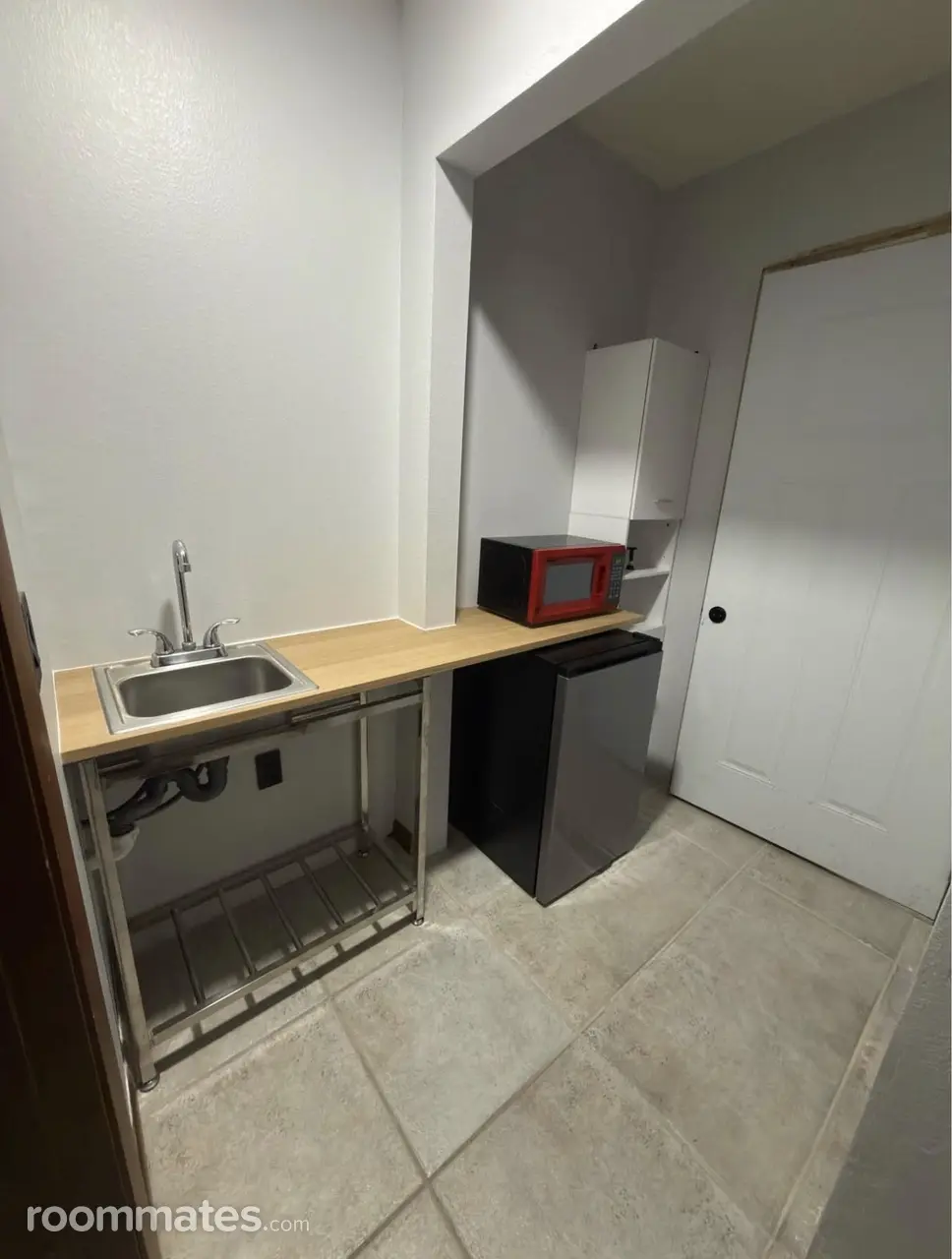 Profile photo 4 of 5