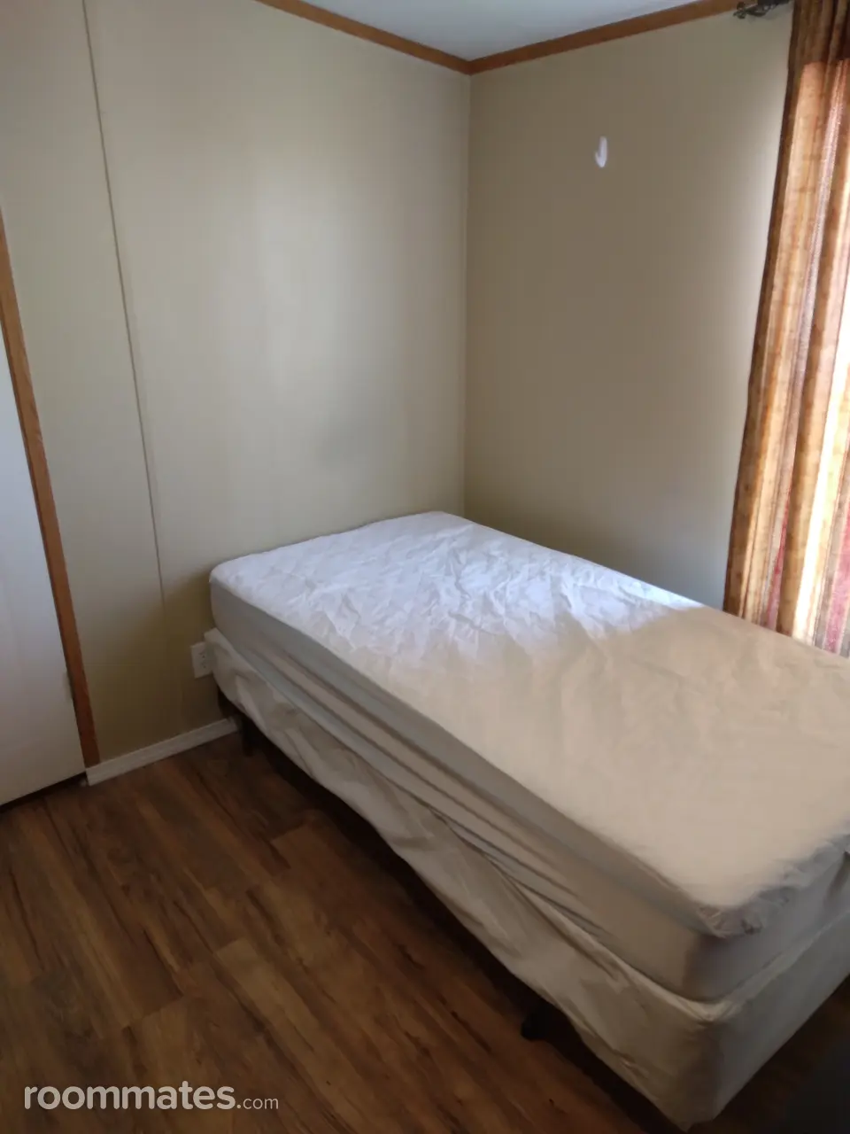 Profile photo 4 of 10