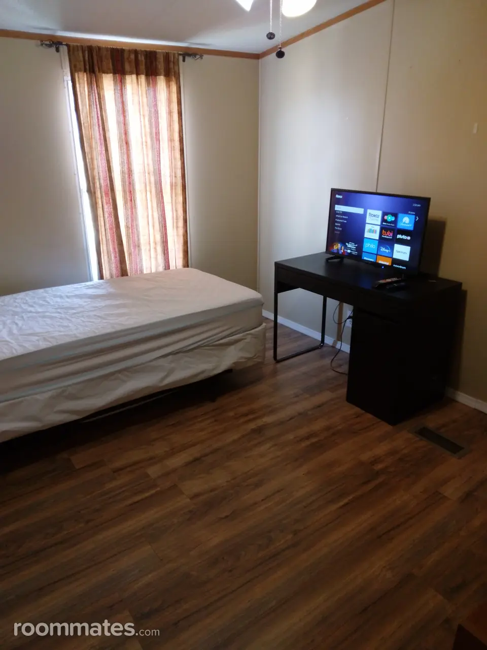 Profile photo 7 of 10