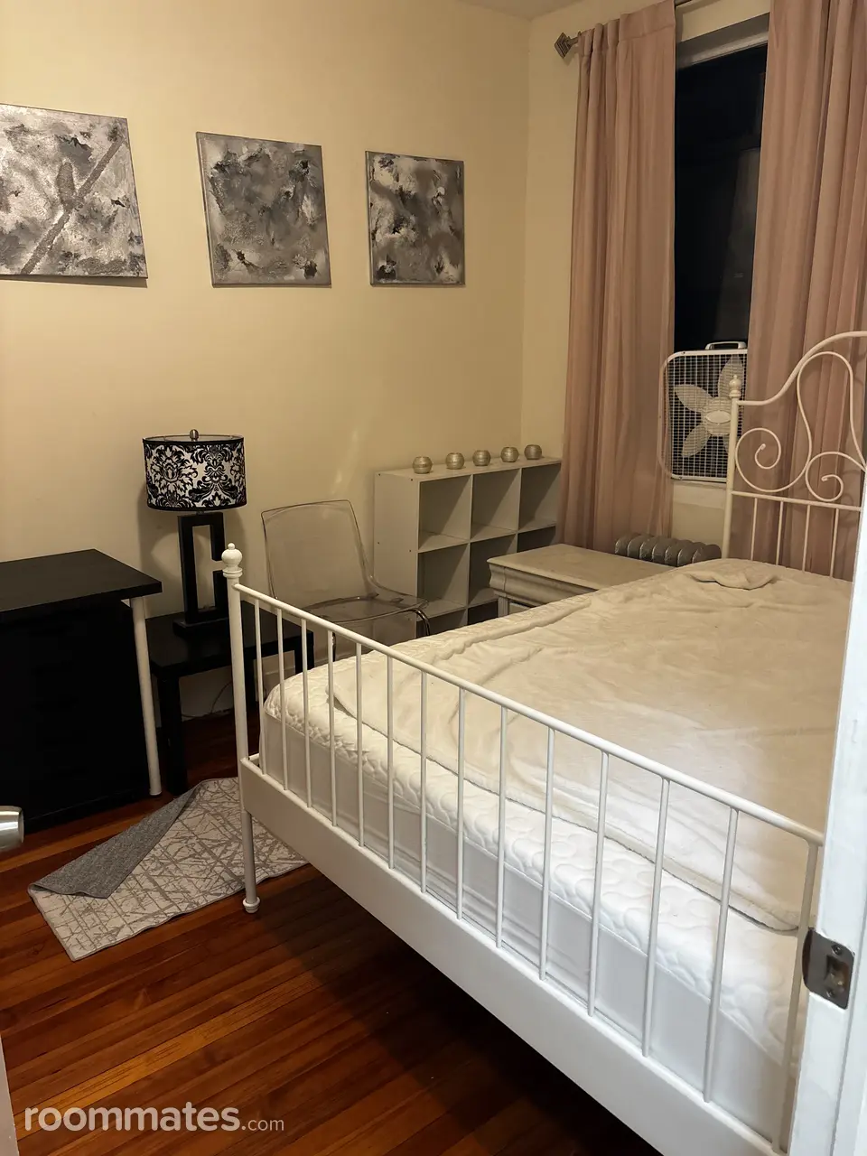 Profile photo 7 of 15