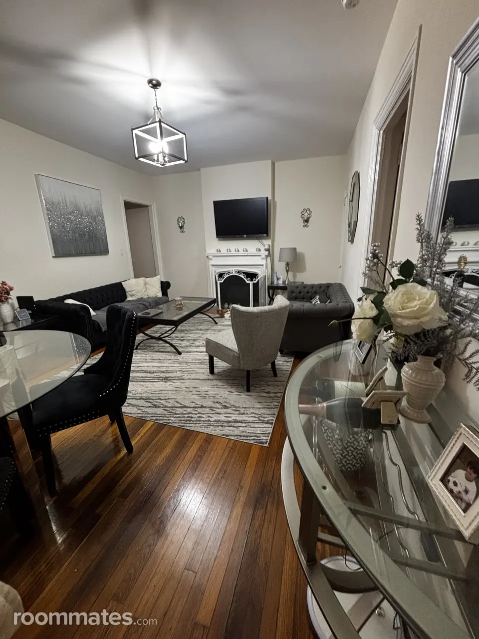 Profile photo 11 of 15