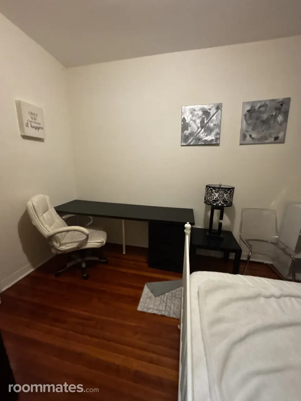 Profile photo 1 of 15