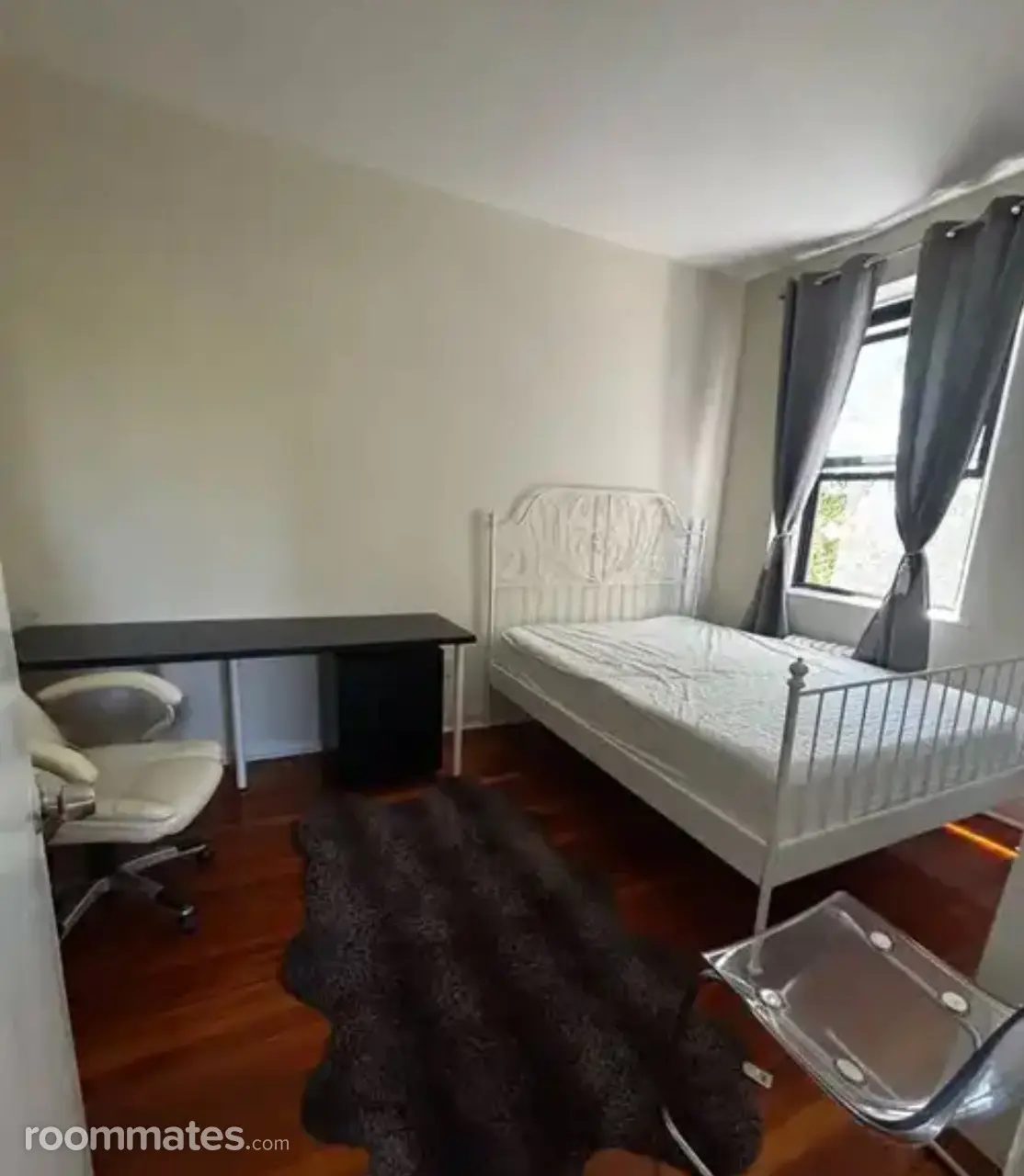 Profile photo 9 of 15