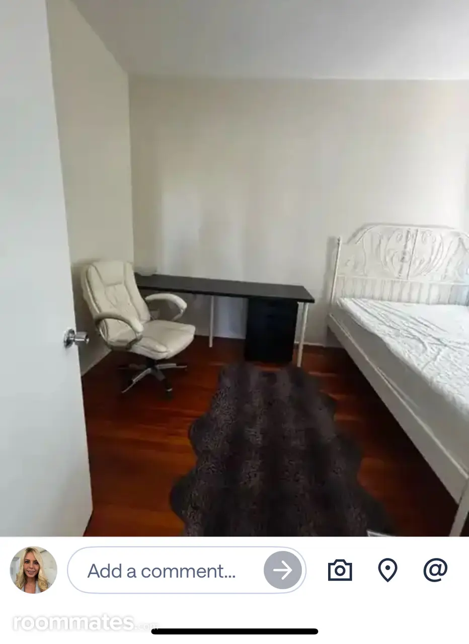 Profile photo 8 of 15