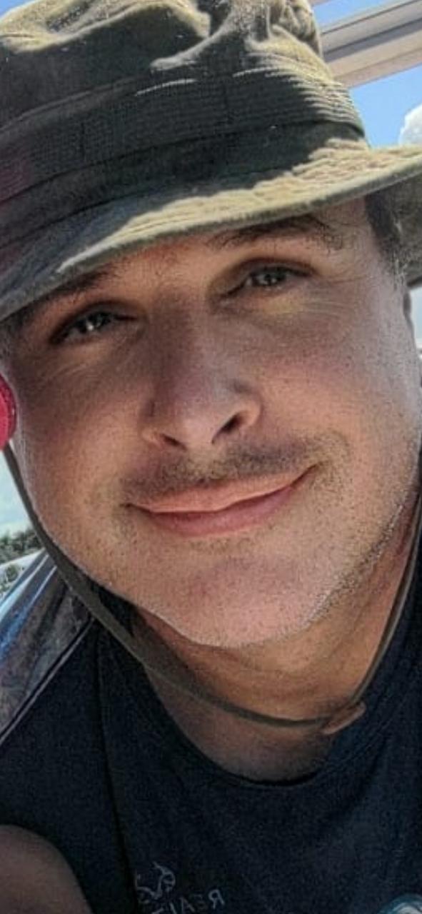 Profile photo 7 of 7