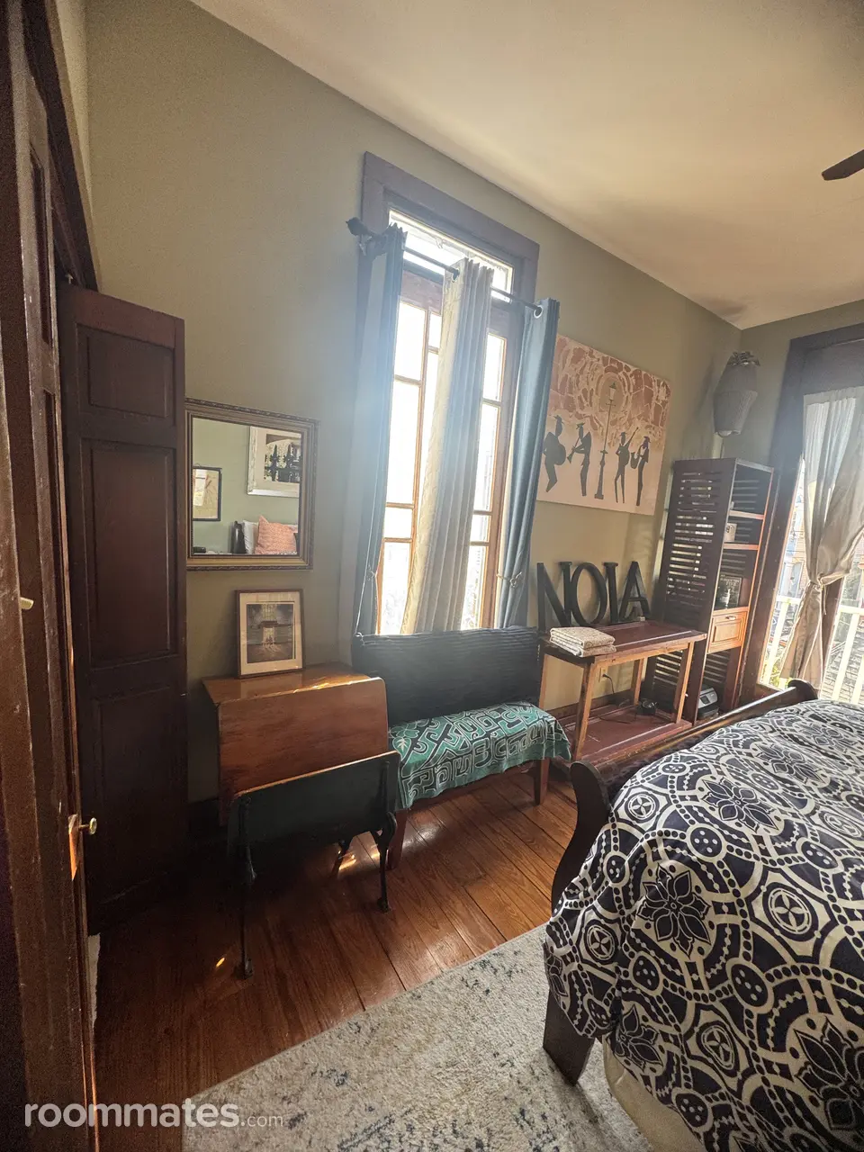 Profile photo 8 of 10