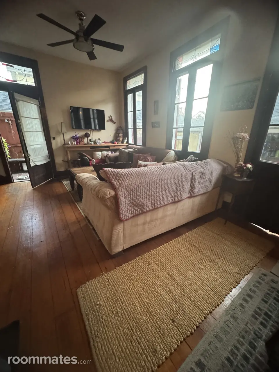 Profile photo 6 of 10