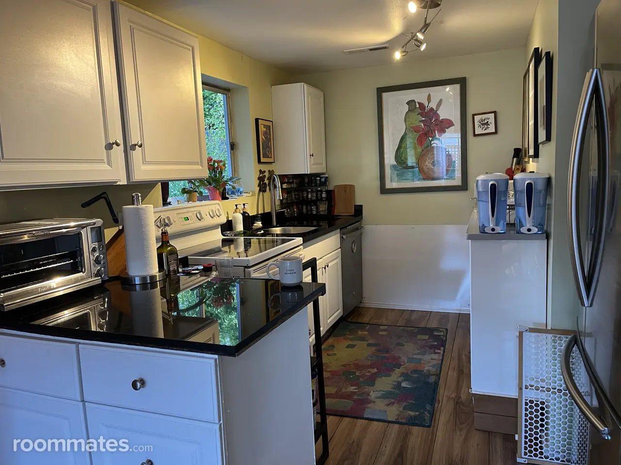 Profile photo 9 of 15