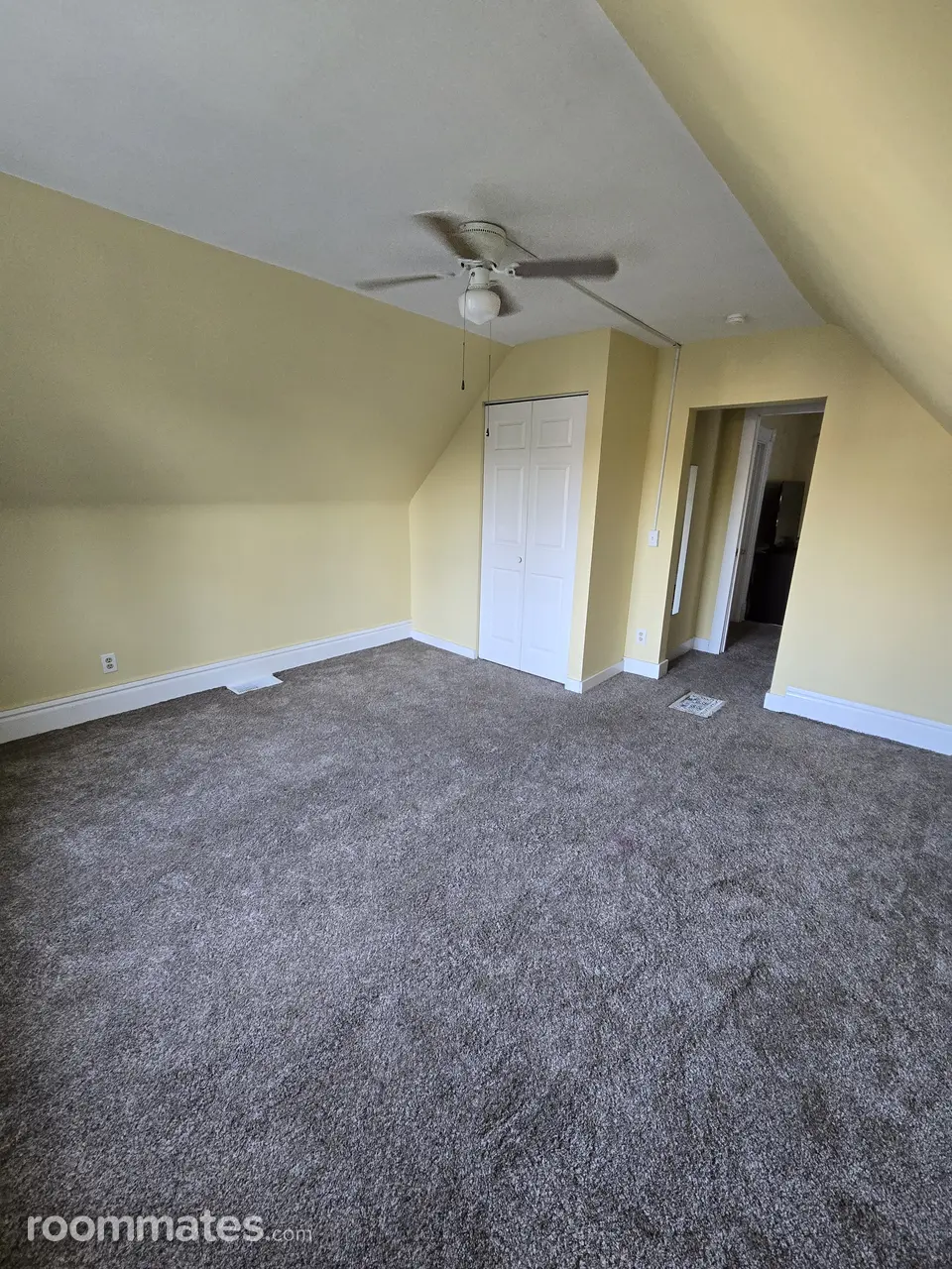 Profile photo 10 of 18