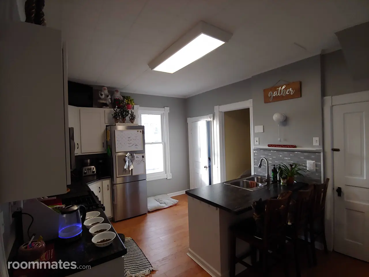 Profile photo 4 of 18