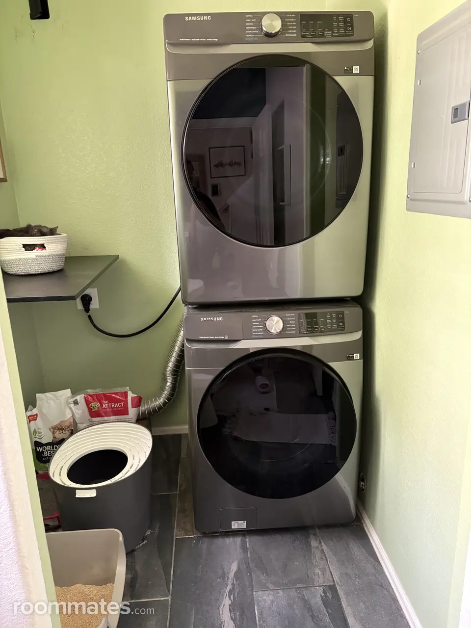 Profile photo 1 of 9