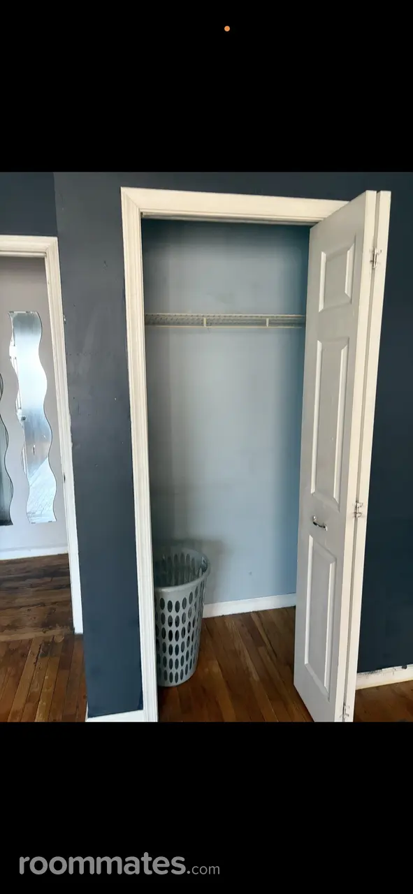 Profile photo 6 of 7