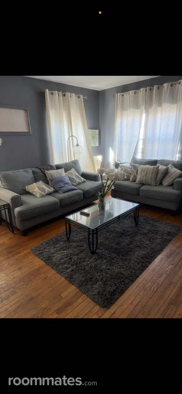 Profile photo 5 of 7