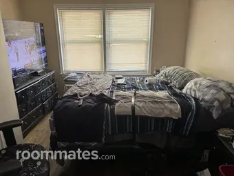 Room for rent in Detroit, MI $700, house