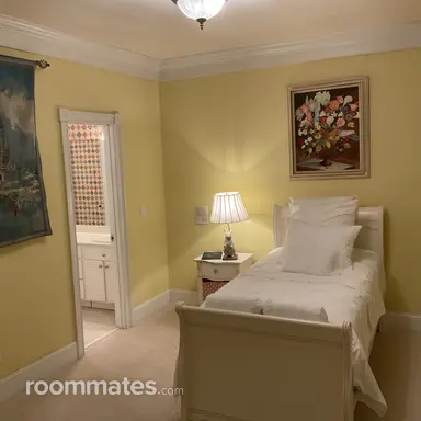 Room for rent in Matthews, NC $1000, house