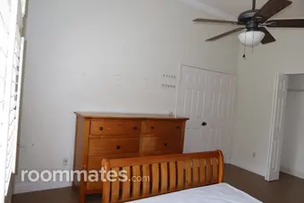 Room for rent in Boynton Beach FL $1300, house