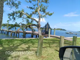 Room for rent in Holiday, FL $700, house