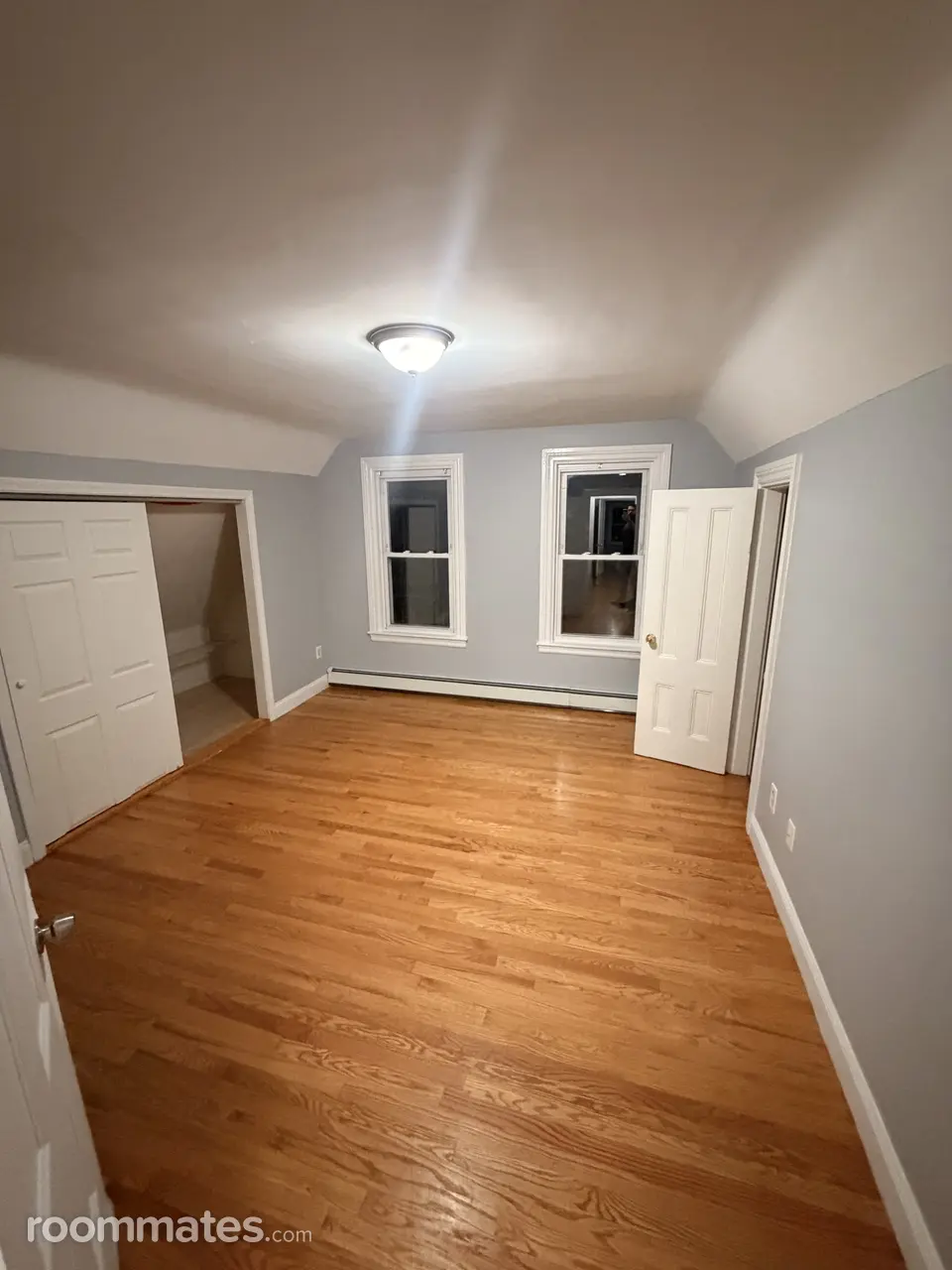 Profile photo 7 of 8