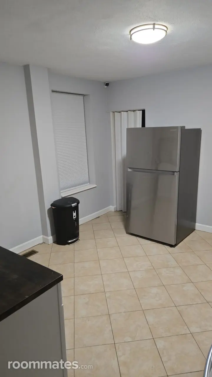 Profile photo 1 of 7