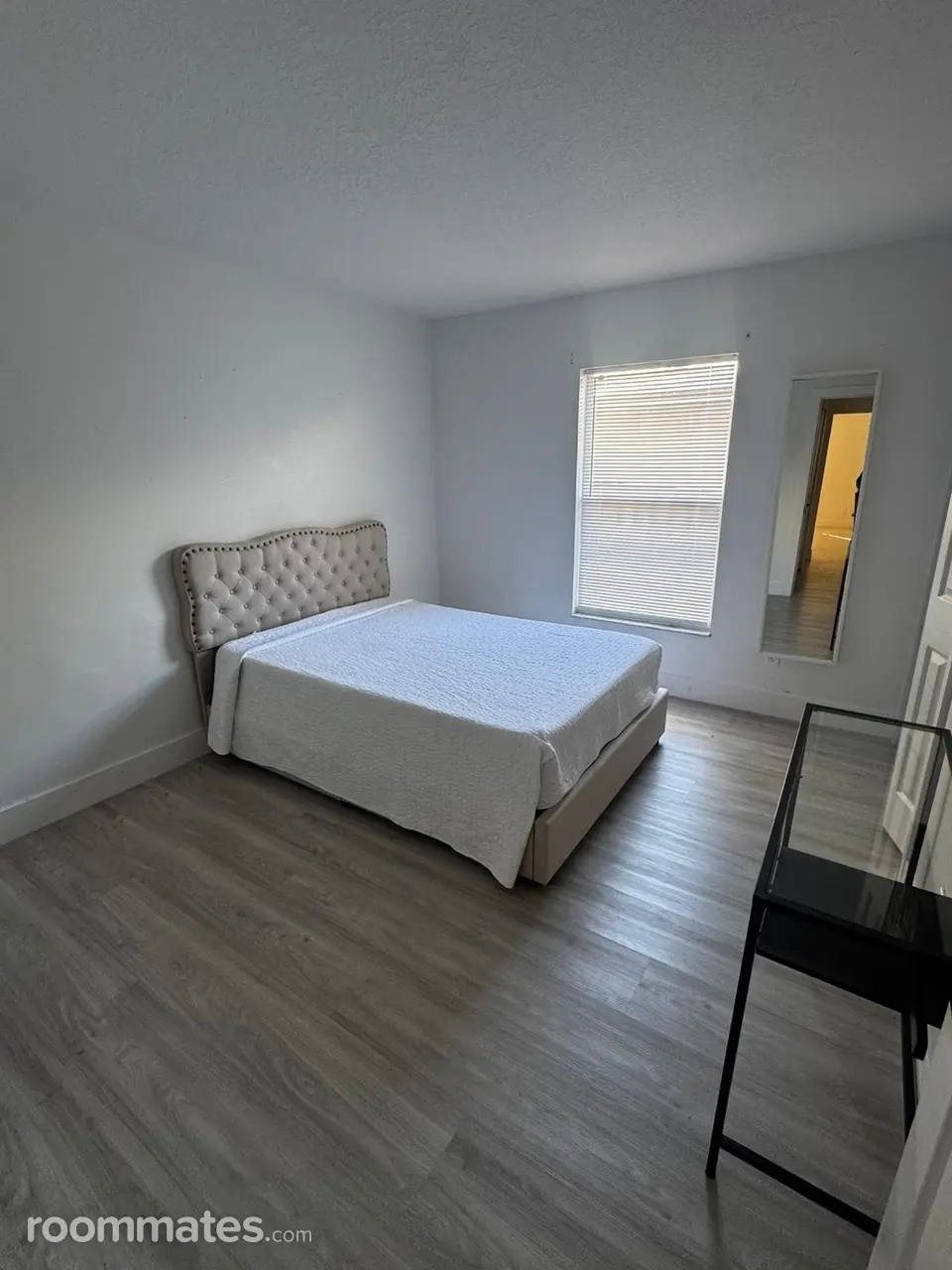 Profile photo 5 of 18