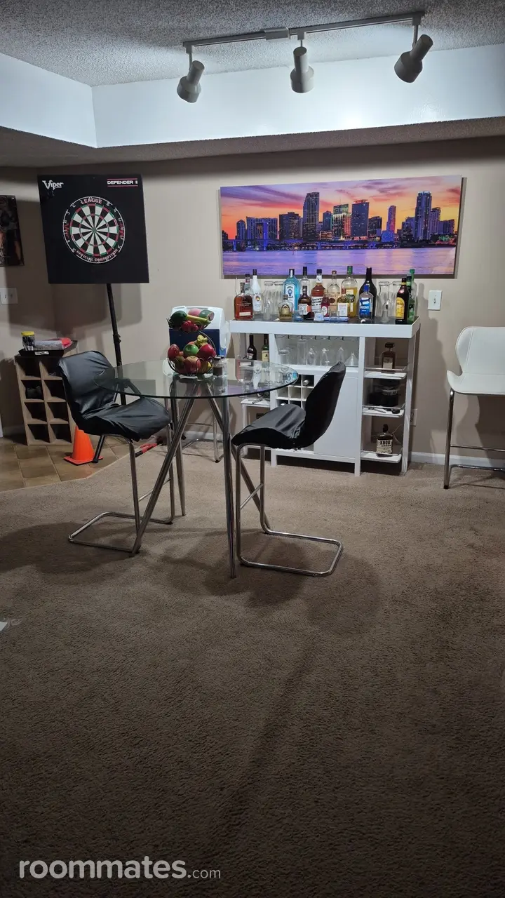 Profile photo 5 of 17