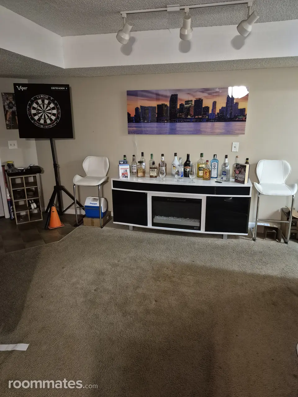 Profile photo 12 of 17