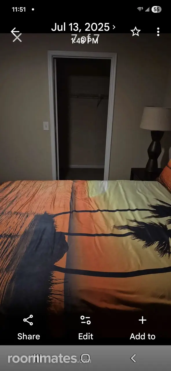 Profile photo 9 of 17