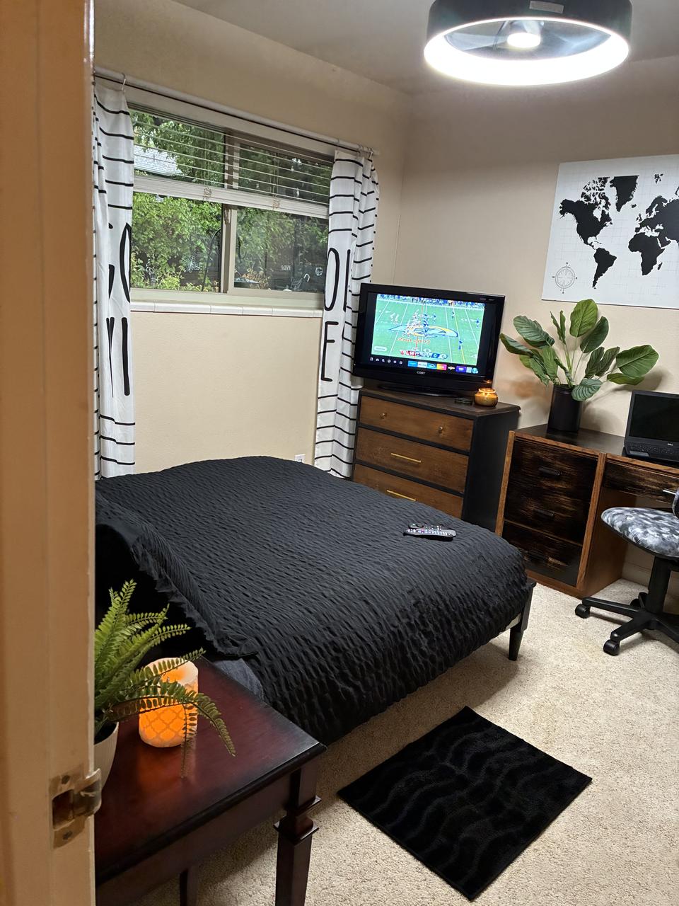 Profile photo 3 of 11