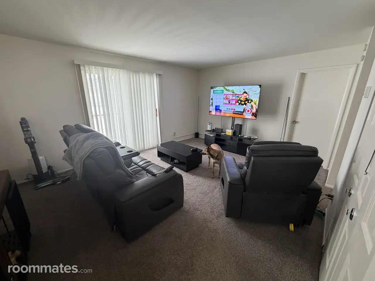 Profile photo 7 of 10