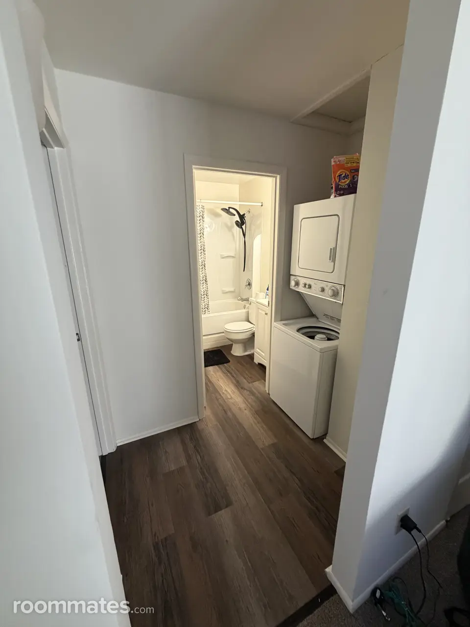 Profile photo 8 of 10