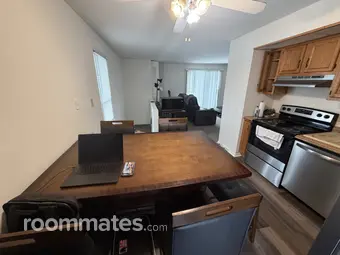 Room for rent in Wilkes-Barre PA $700, apartment