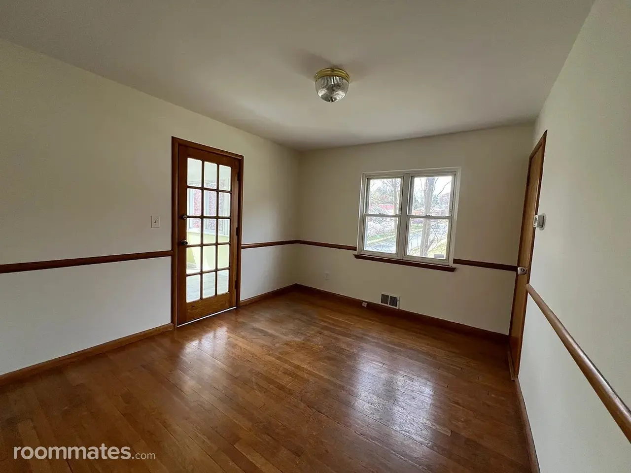 Profile photo 3 of 17