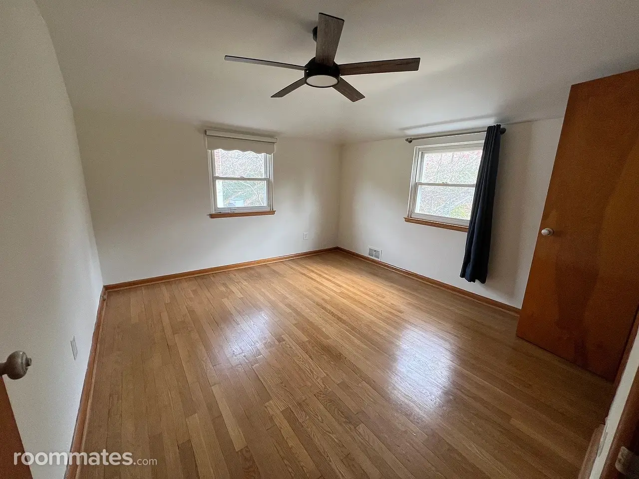 Profile photo 10 of 17